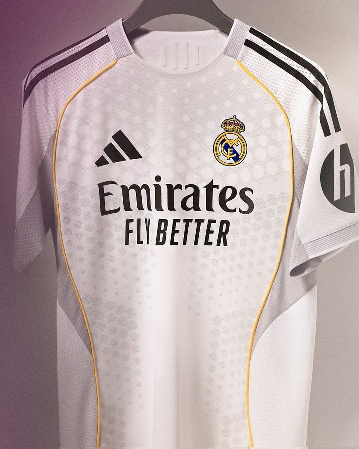Real Madrid 25/26 Home Jersey