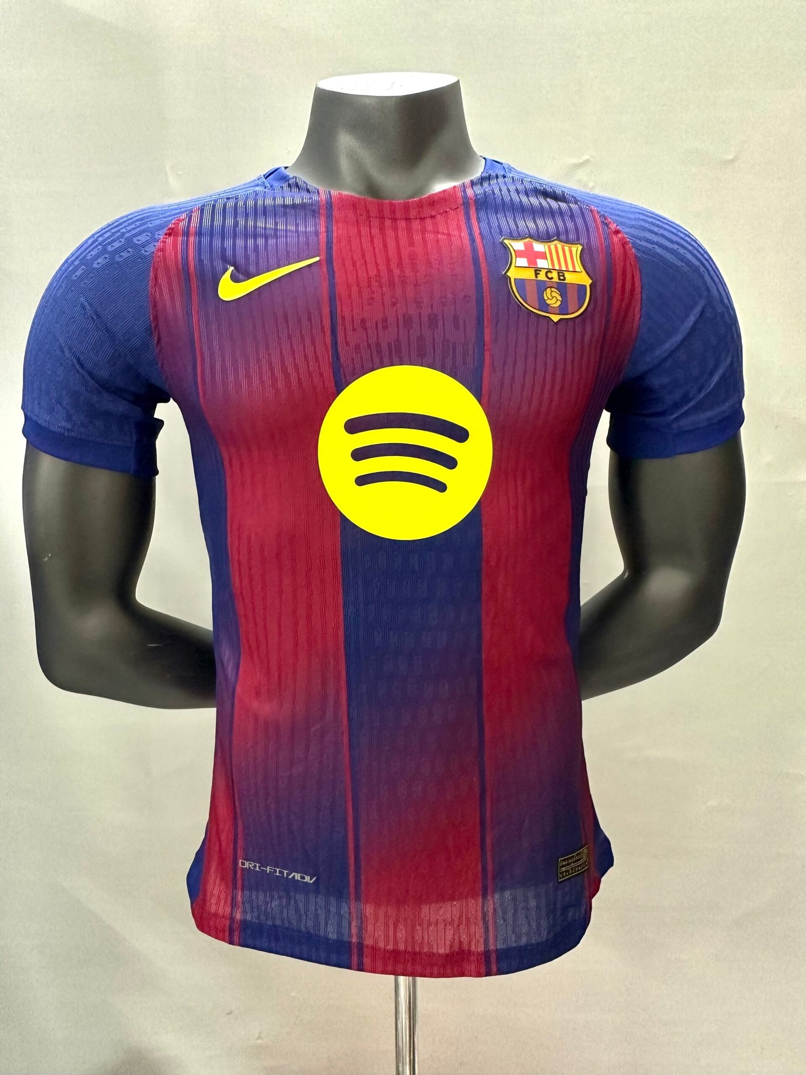FC Barcelona 25/26 Home Jersey – Player Version (Half Sleeve)