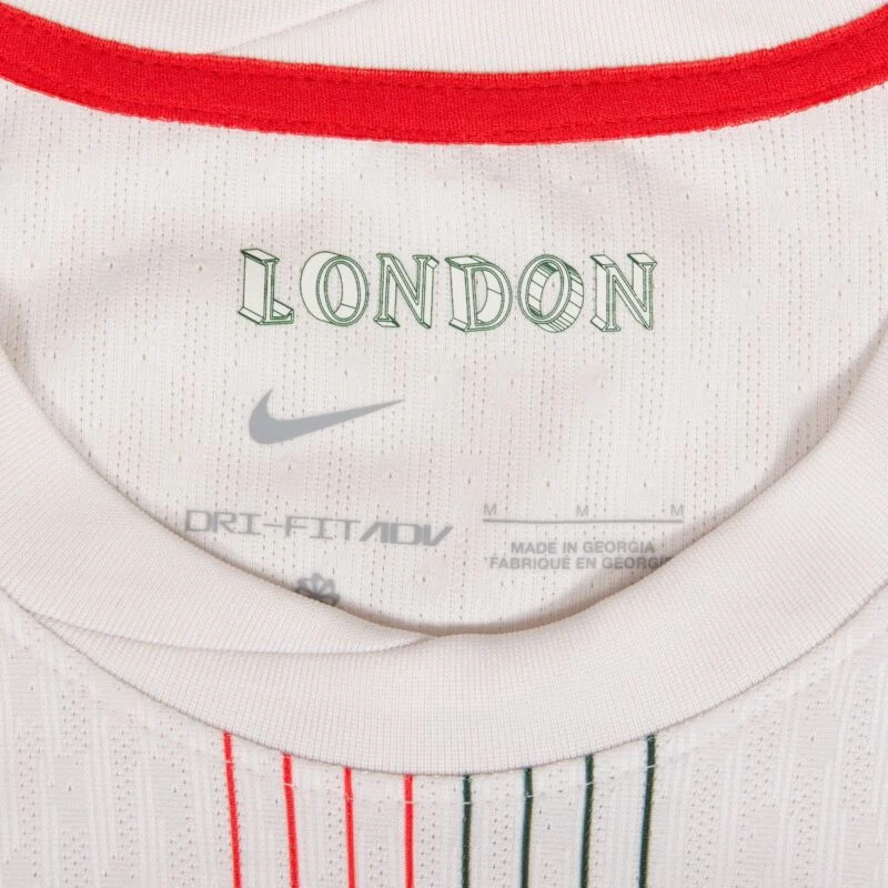 Chelsea 25/26 Away Jersey – Player Version (Half Sleeve) - Image 4