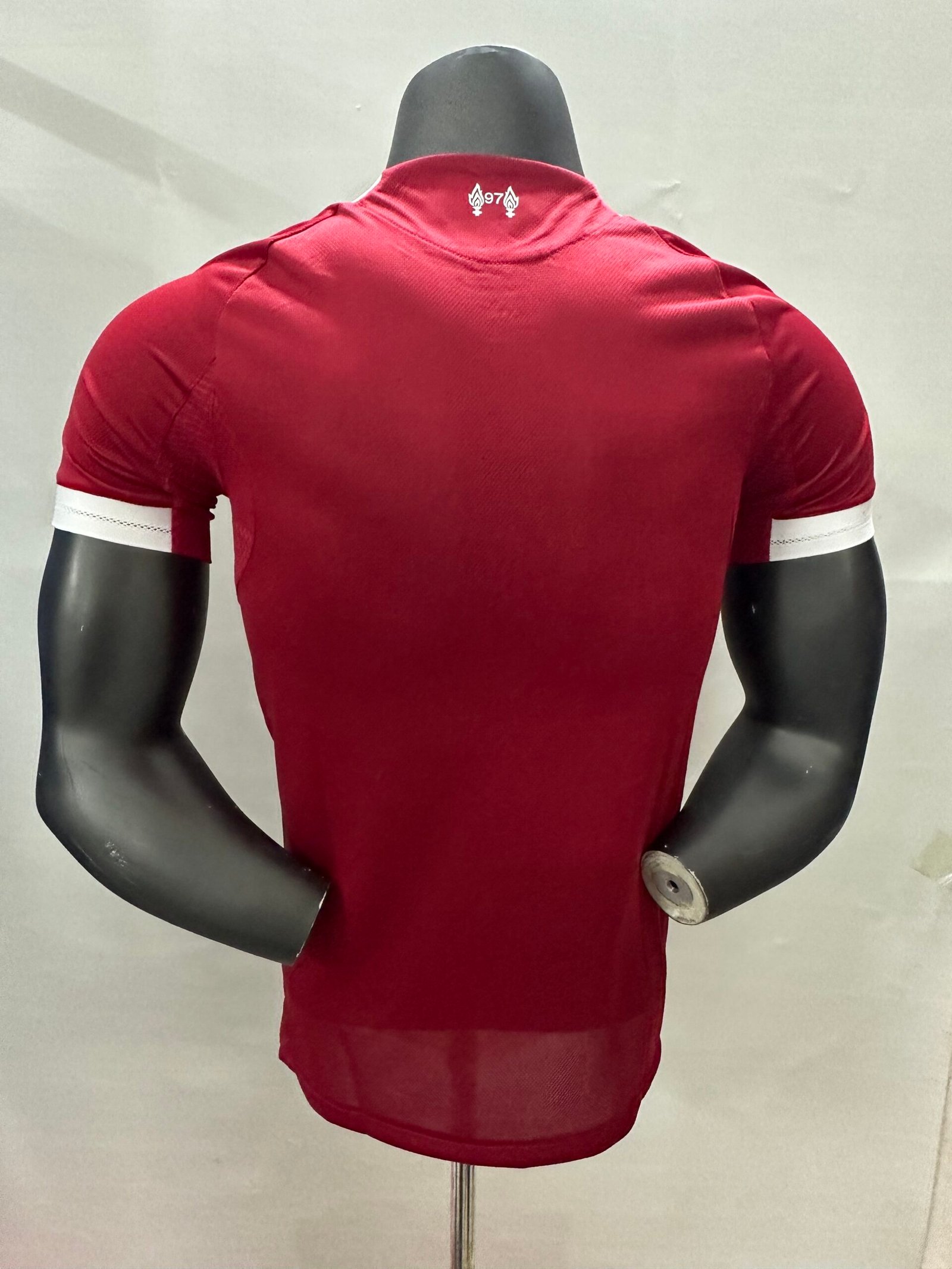 Liverpool FC Home Jersey 25/26 Season- Player Version (Half Sleeve) - Image 6
