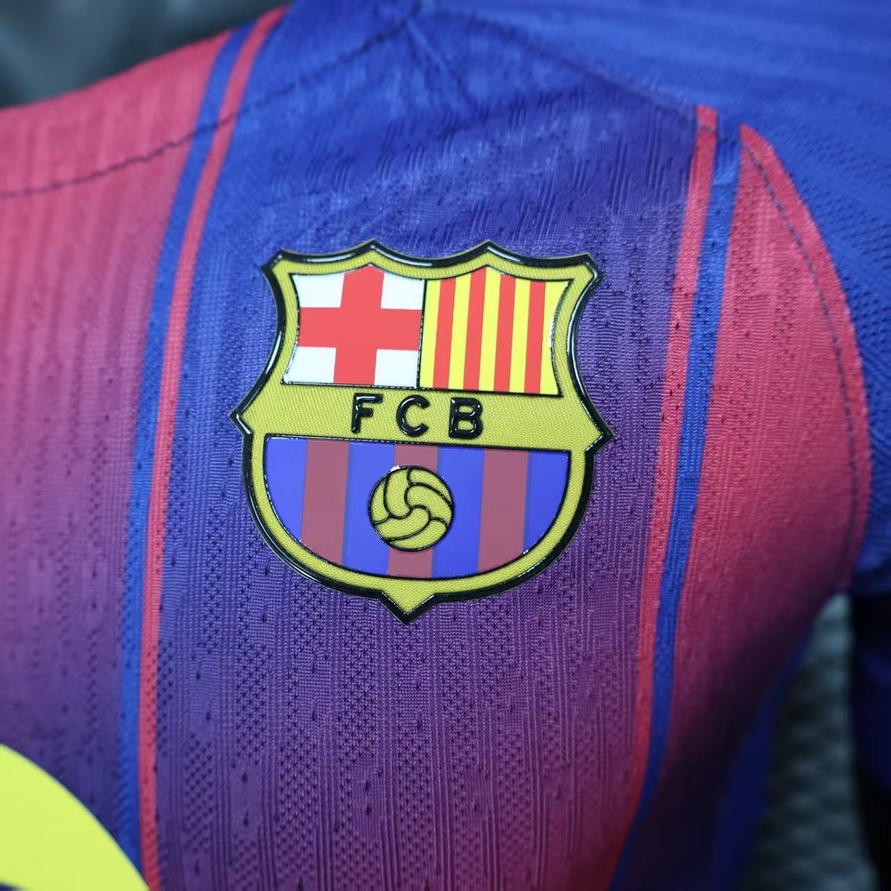FC Barcelona 25/26 Home Jersey – Player Version (Half Sleeve) - Image 7