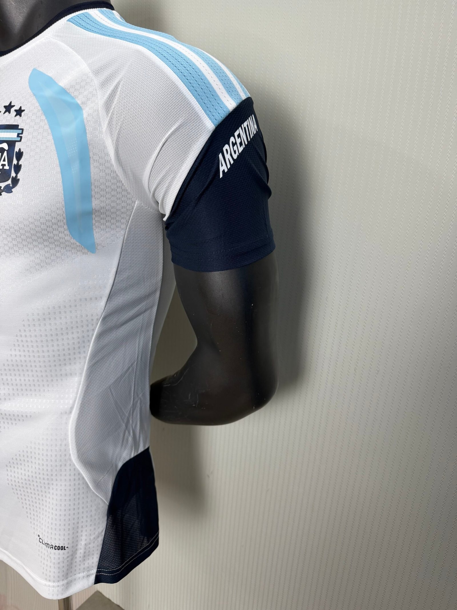 Argentina 2026 Pro Training Jersey – Player Version (Half Sleeve) - Image 4