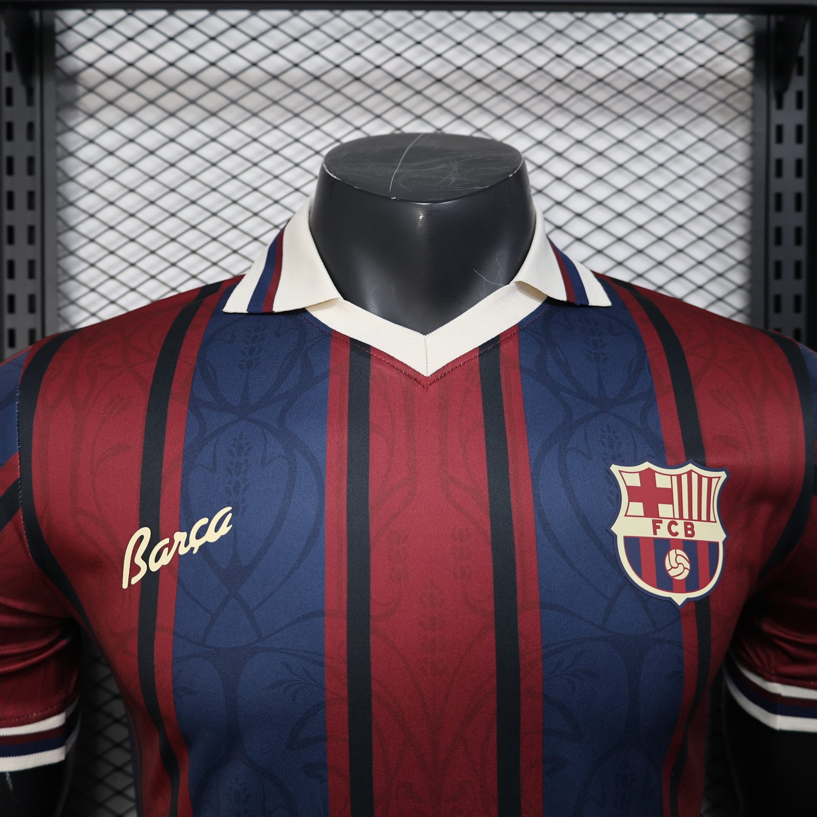 Barcelona 2025/26 Jersey 125th Anniversary Edition – Fan Version (Half Sleeve) - Image 4