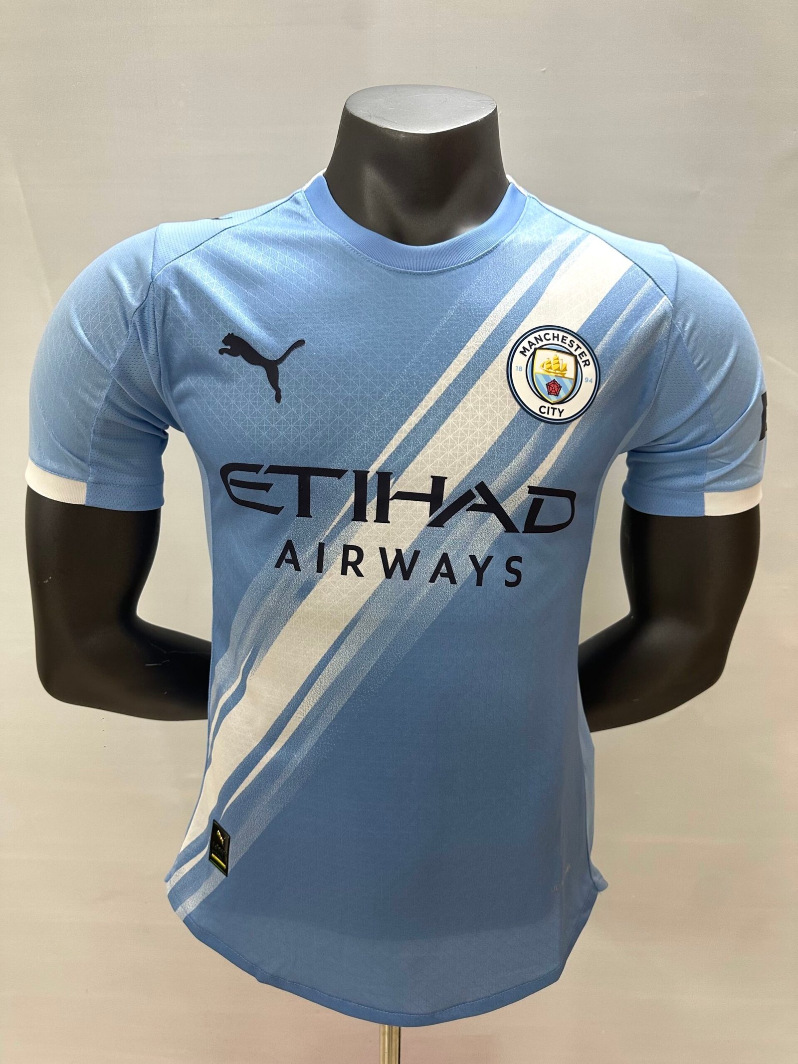 Manchester City 25/26 Home Jersey – Player Version (Half Sleeve)