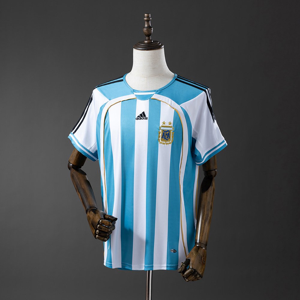 Argentina 2006 World Cup Home Kit Half Sleeve- Retro Jersey - Image 5