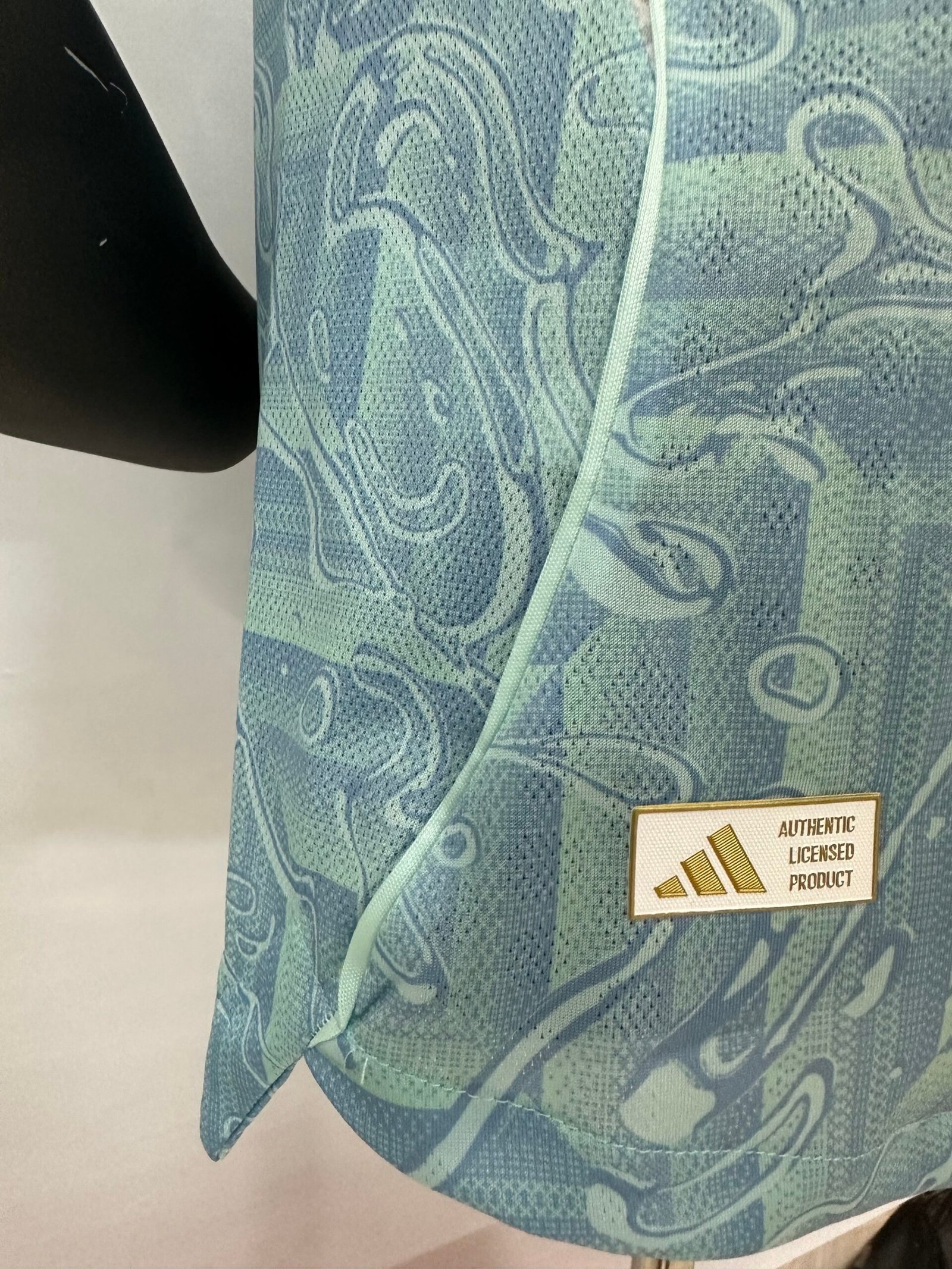 Juventus 25/26 Away Jersey – Player Version (Half Sleeve) - Image 5