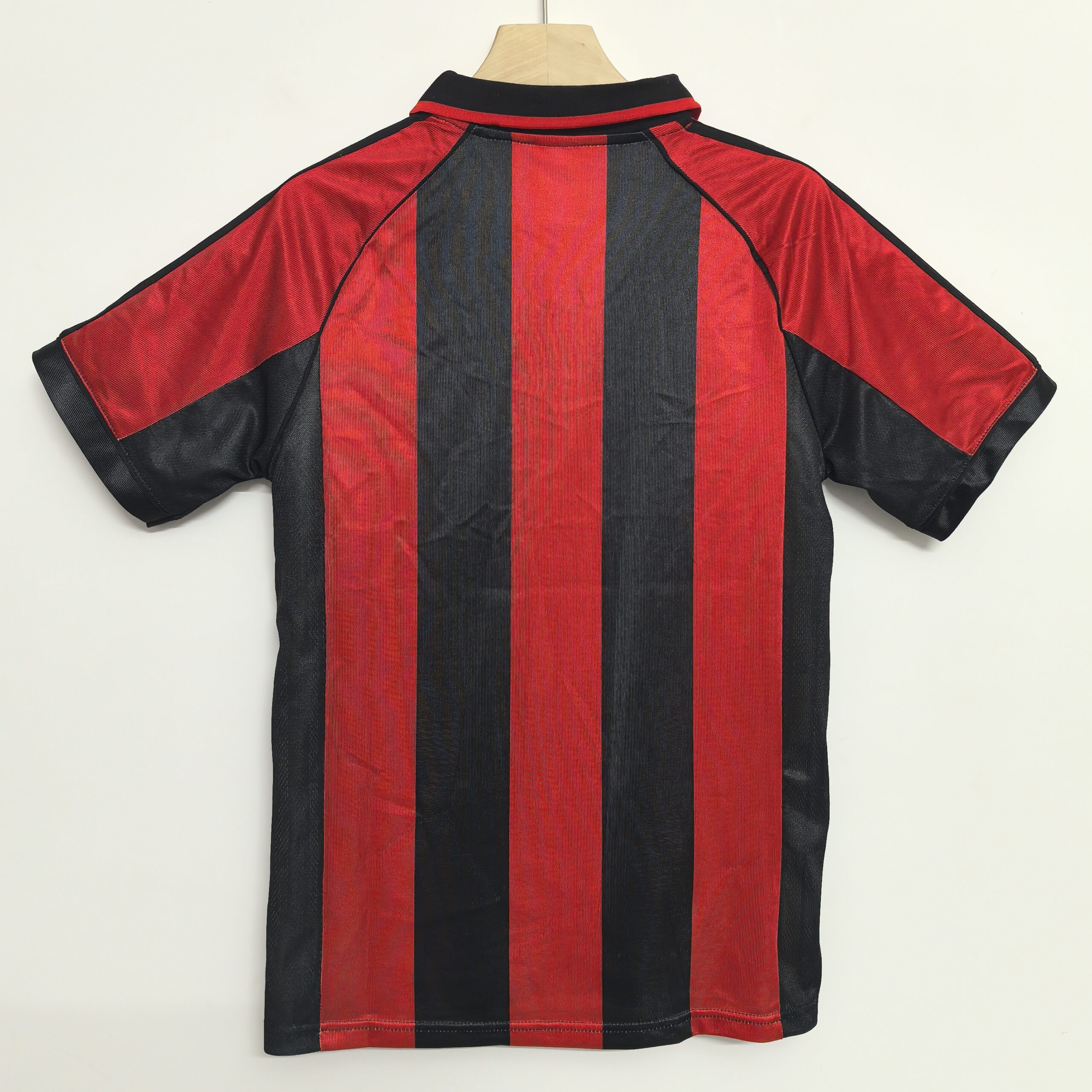AC Milan 98-99 Home Vintage Half Sleeve- Retro Jersey - Image 6