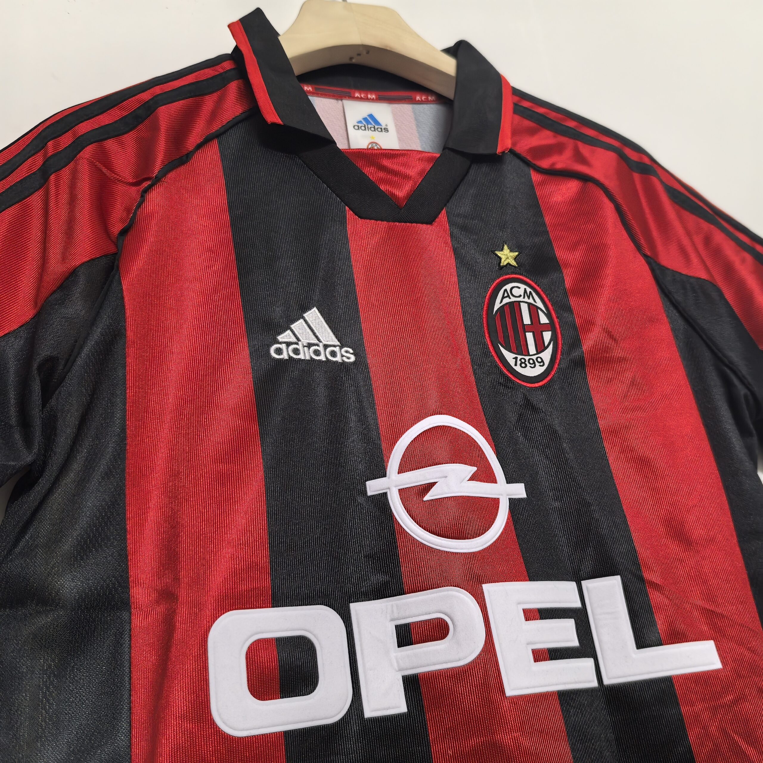 AC Milan 98-99 Home Vintage Half Sleeve- Retro Jersey - Image 2