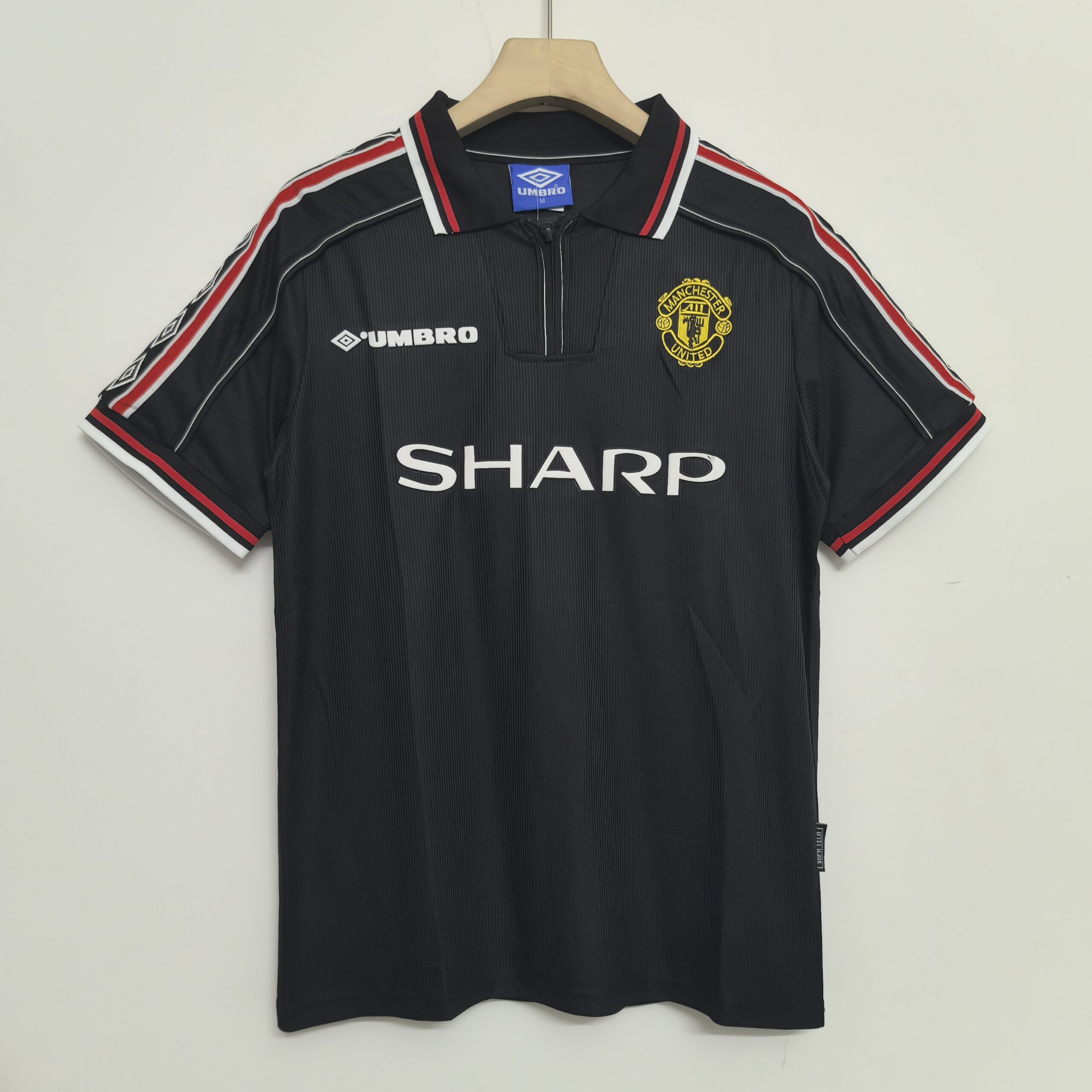 Manchester United 1998-1999 Away Kit Half Sleeve- Retro Jersey - Image 5