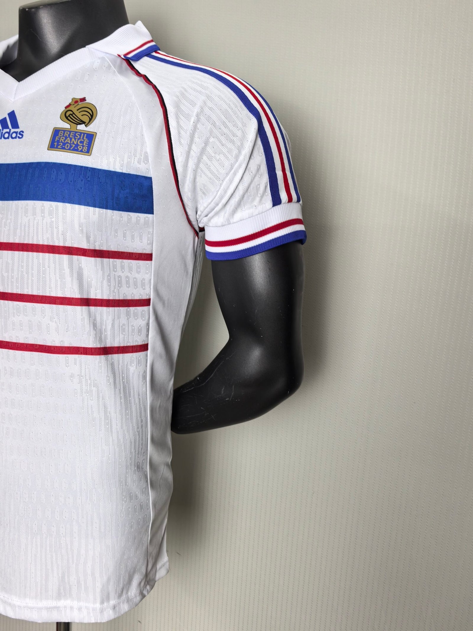 France World Cup 1998 Away Kit (Half Sleeve) - Retro Jersey - Image 5