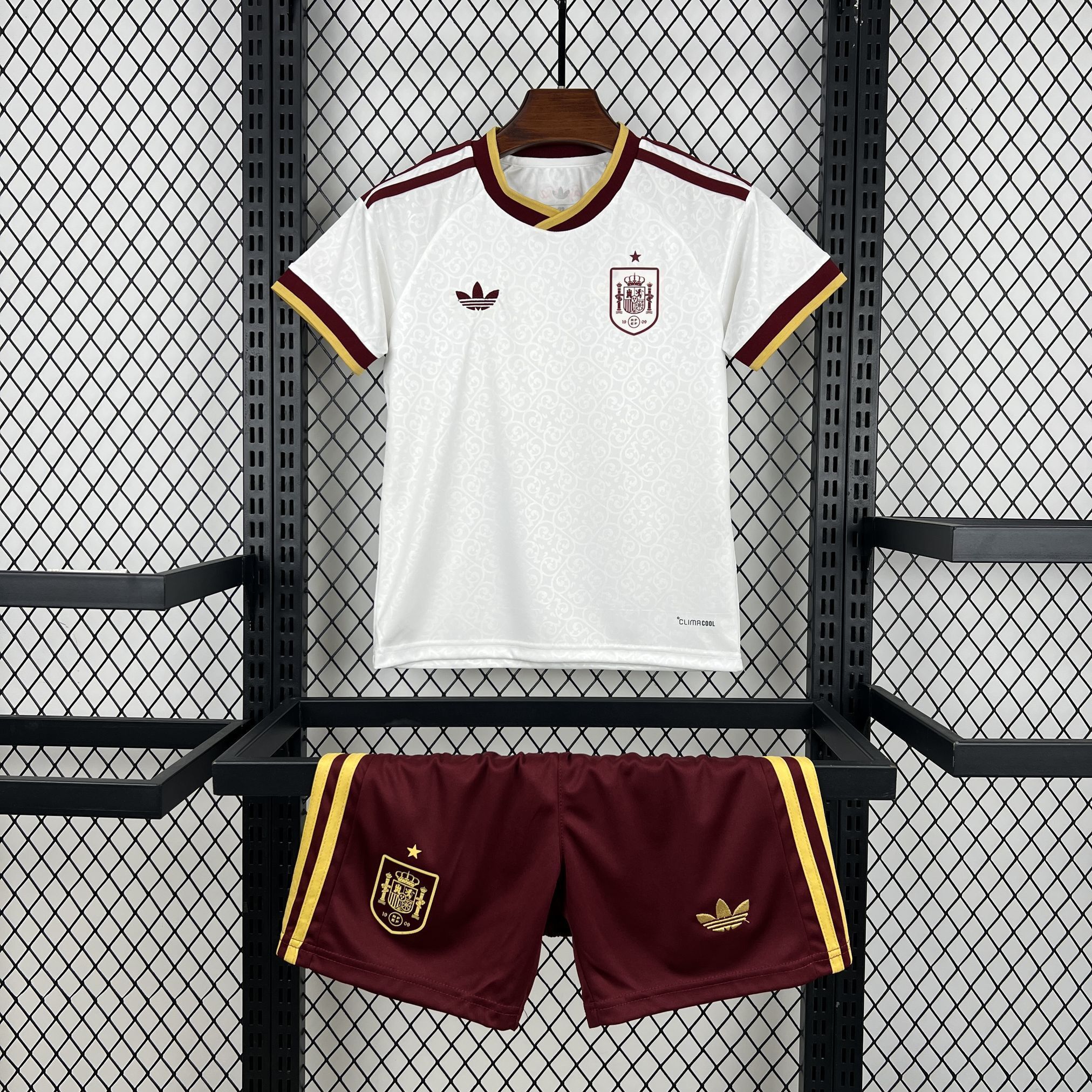 Spain Away Kids Set