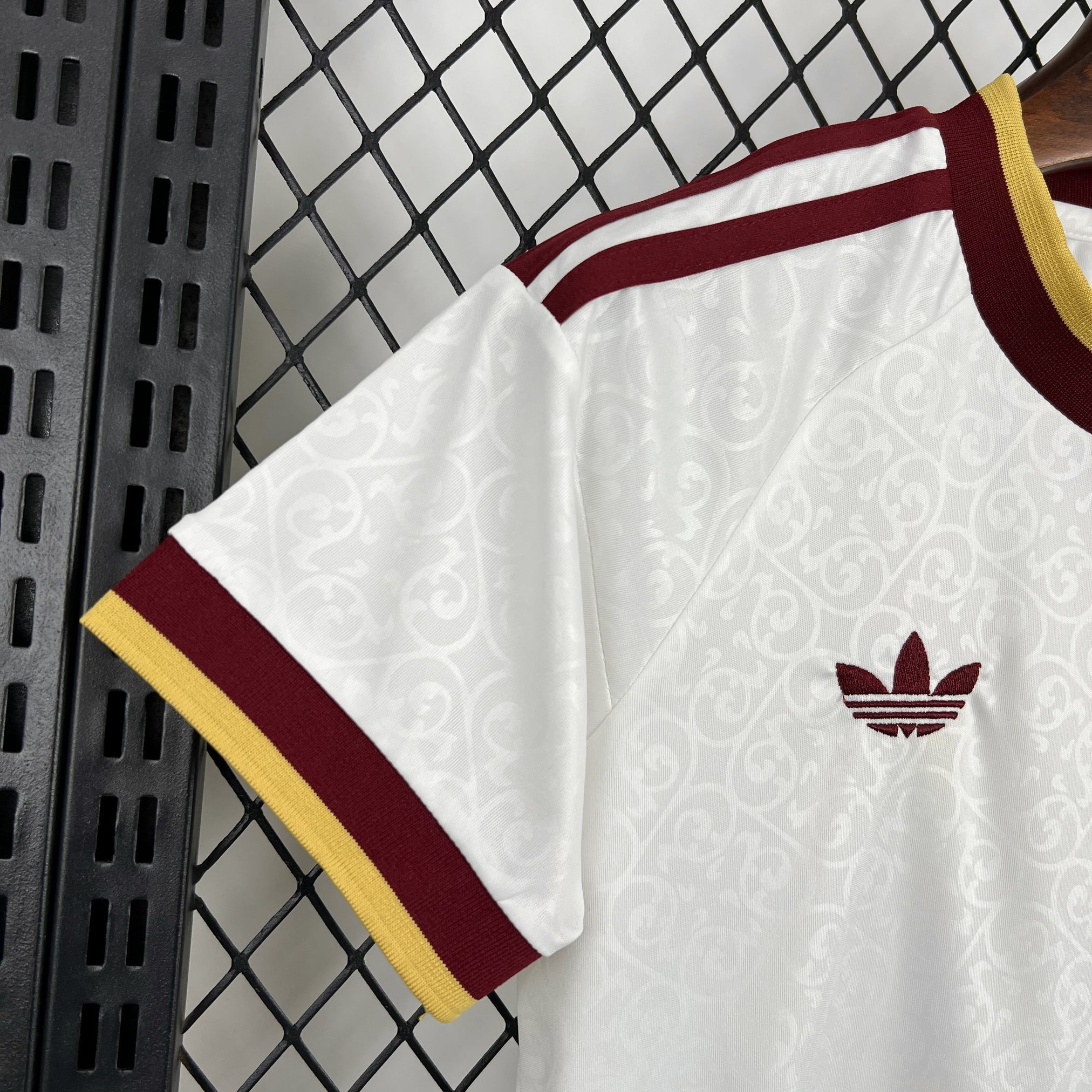 Spain 2026 World Cup Away Kids Jersey - Image 2