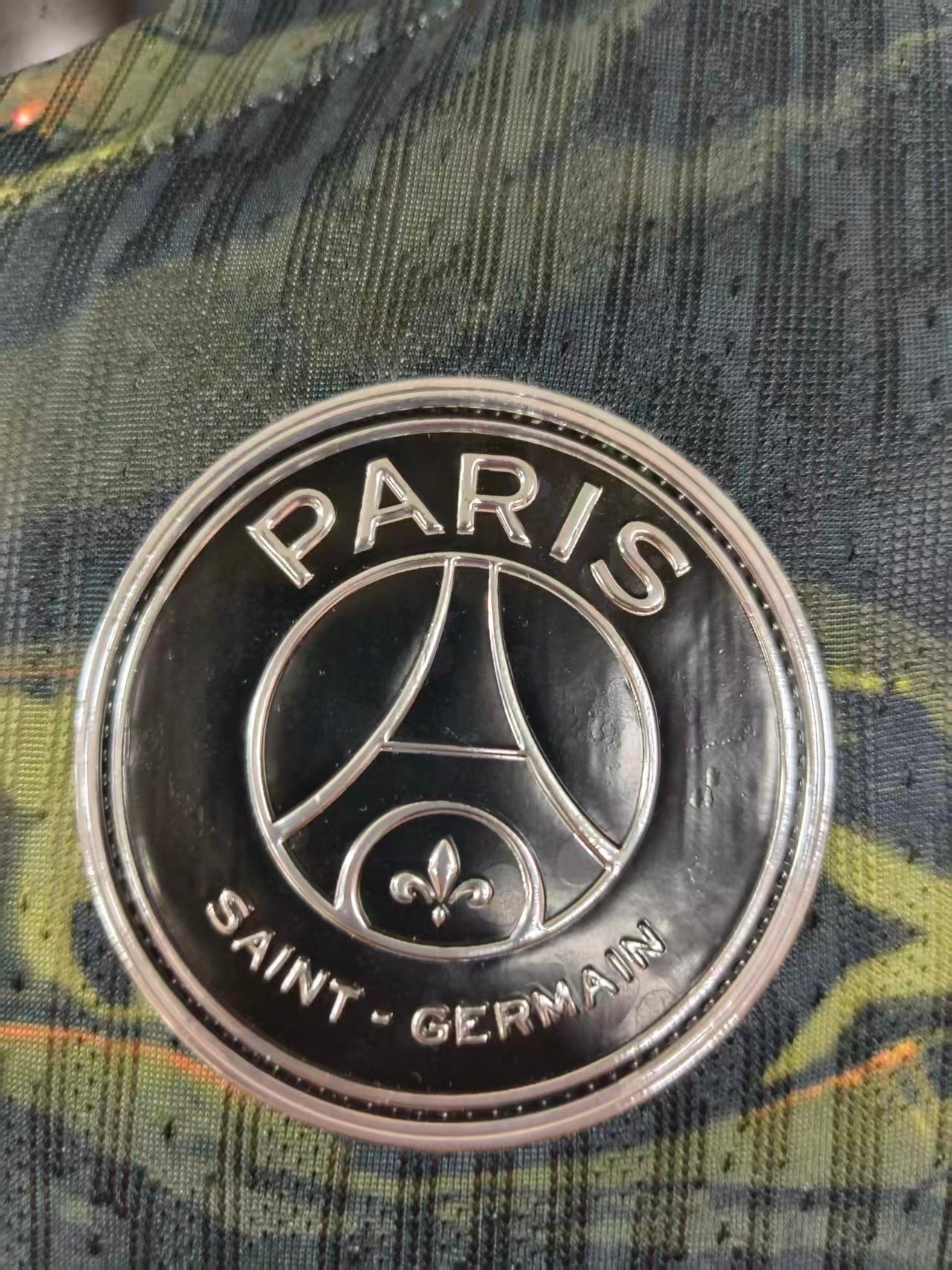PSG 25-26 Night Edition 5th Kit- Player Version (Half Sleeve) - Image 3