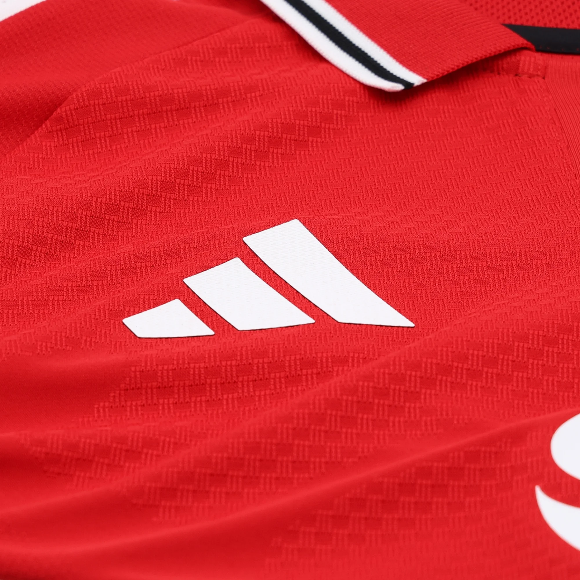 Manchester United 26-27 Home Jersey - Player Version (Half Sleeve) - Image 3